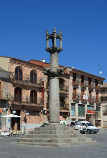 Hostal Royal Almorox Dış mekan fotoğraf